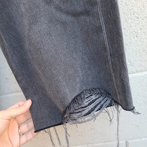 Imaan x Frame | Distressed Knee Length Bermuda Cut Off Gray Denim Shorts Size 24 - Picture 6 of 13